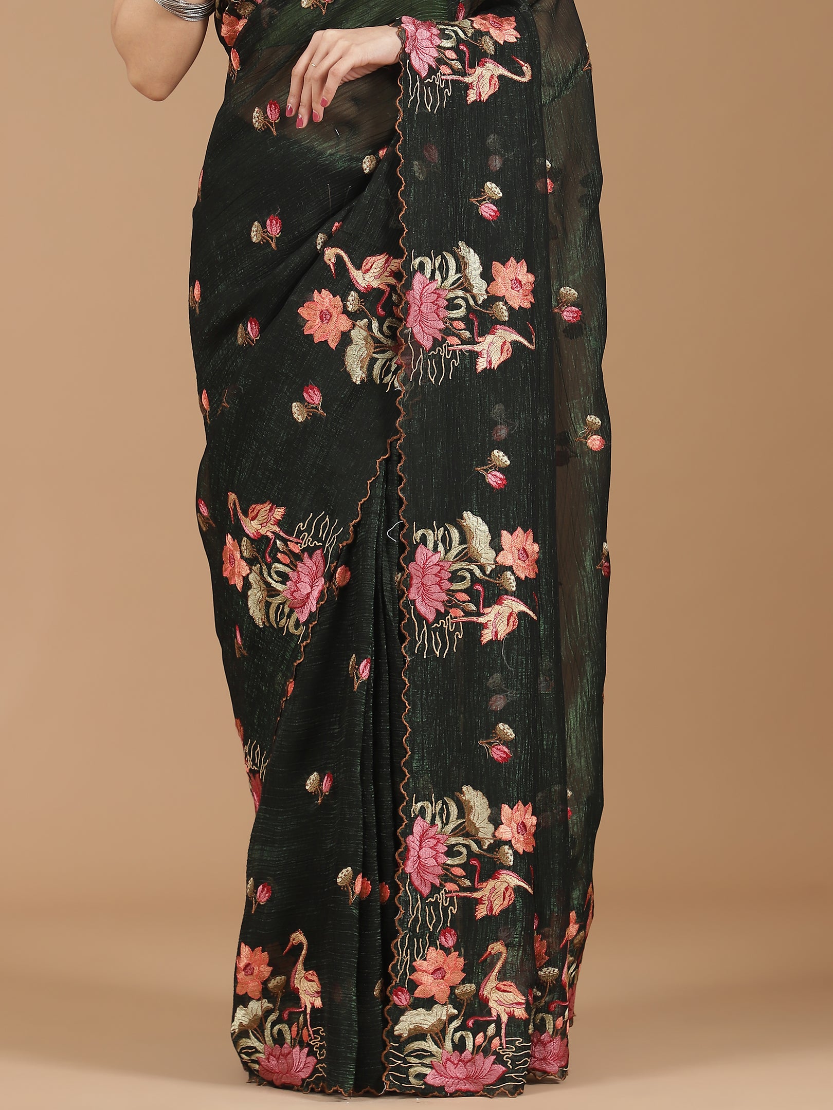 Elegant Floral Embroidered Saree with a Contemporary Touch