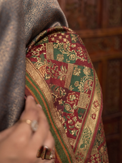 Kanchipuram Silk Saree with Woven Zari Border – Grey & Maroon