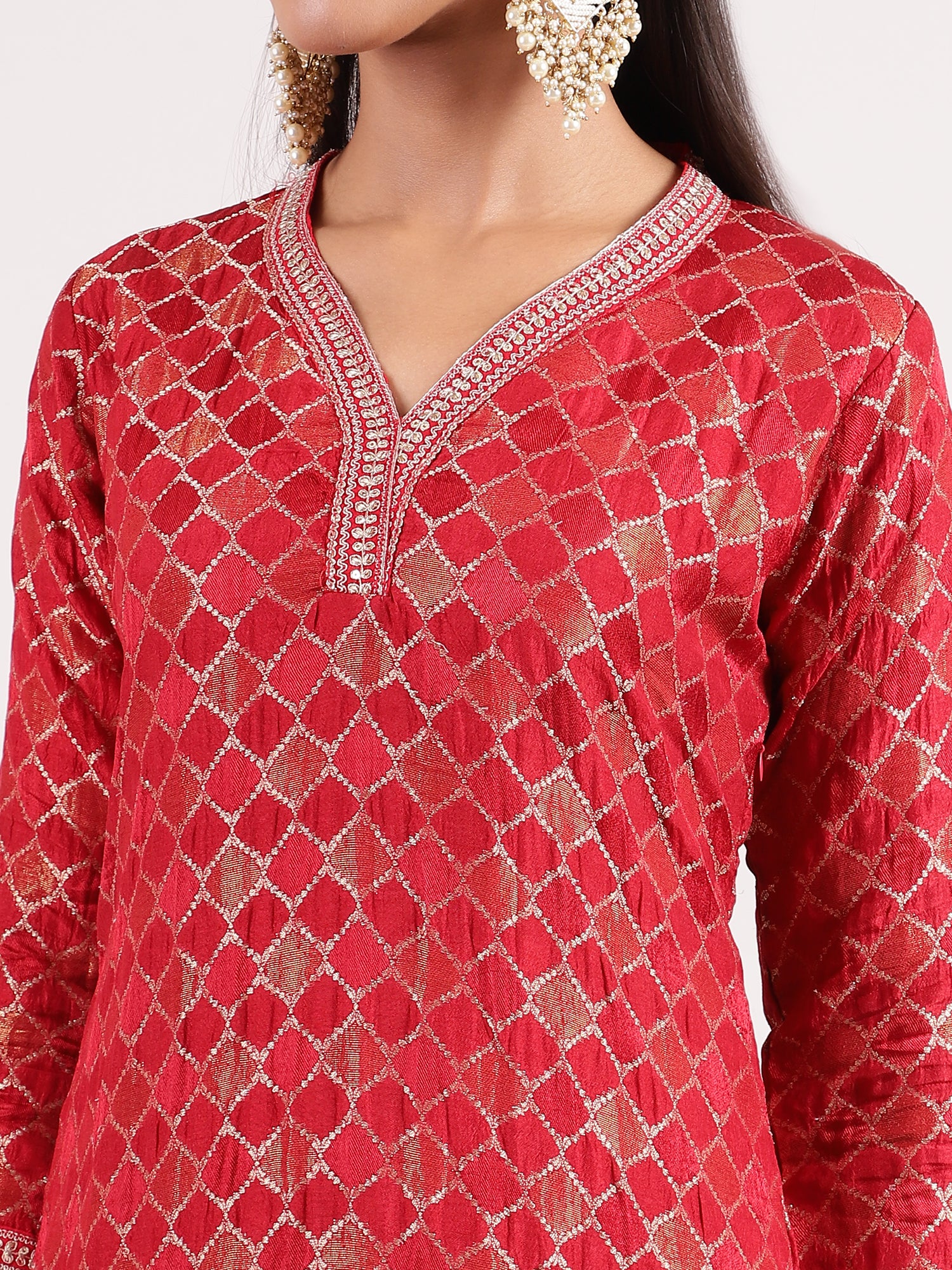 Elegant Red Raw Silk Salwar with Kotapatti Embroidery & Narrow Pants